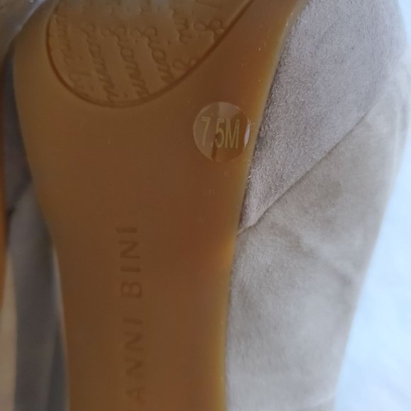 Gianni Bini Women's Suede Leather Platform Stiletto High Heel Pumps, Beige 7.5M - Picture 13 of 13